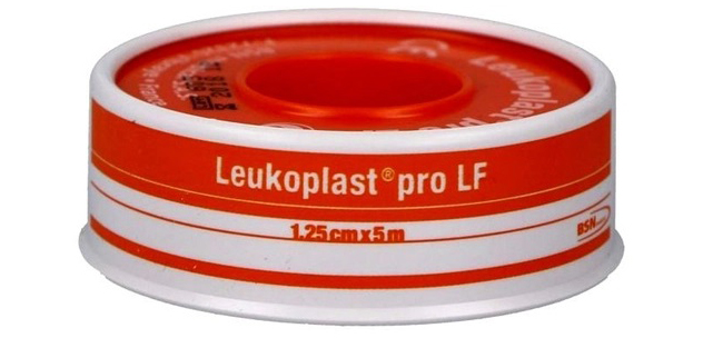CEROTTO CHIRURGICO MEDICATO IN ROCCHETTO LEUKOPLAST PRO LF CON OSSIDO DI ZINCO 1,25X500 CM - farmacialombardia.it