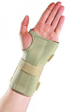 SOSTEGNO PER TUNNEL CARPALE THERMOSKIN SINISTRO MEDIA 17-19 CM - farmacialombardia.it