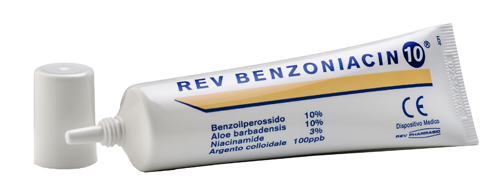 REV BENZONIACIN 10 CREMA 30 ML - farmacialombardia.it